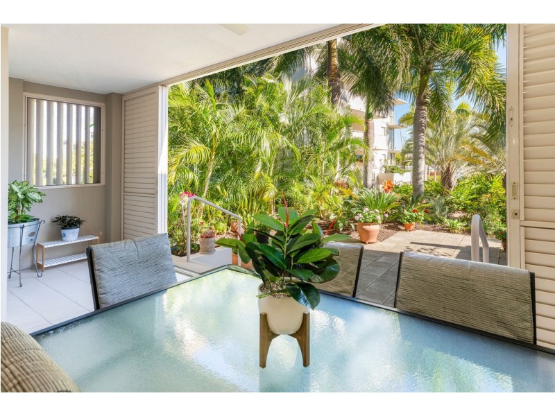 1736/1 Rialto Quay Drive, Hope Island QLD 4212