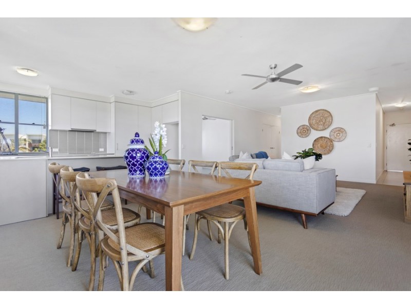 737/64-66 Sickle Avenue, Hope Island QLD 4212