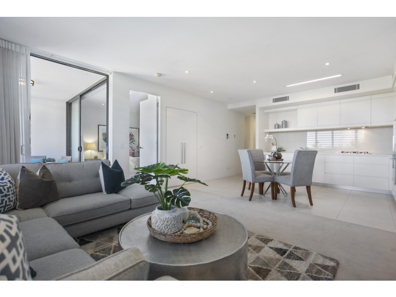 1202/1 Sunset Avenue, Paradise Point QLD 4216