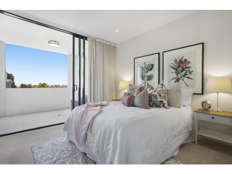 1202/1 Sunset Avenue, Paradise Point QLD 4216