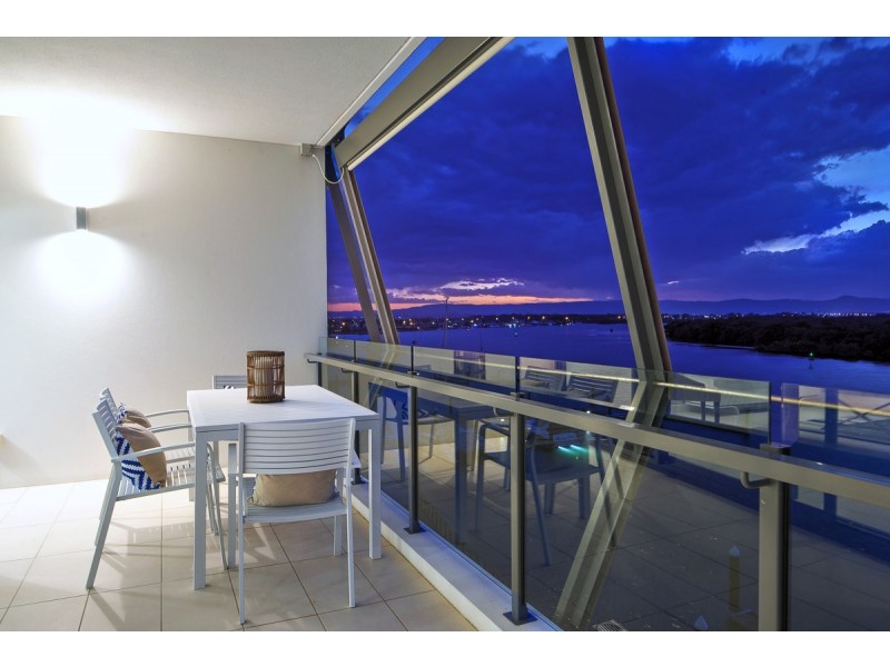 3502/4 Marina Promenade, Paradise Point QLD 4216