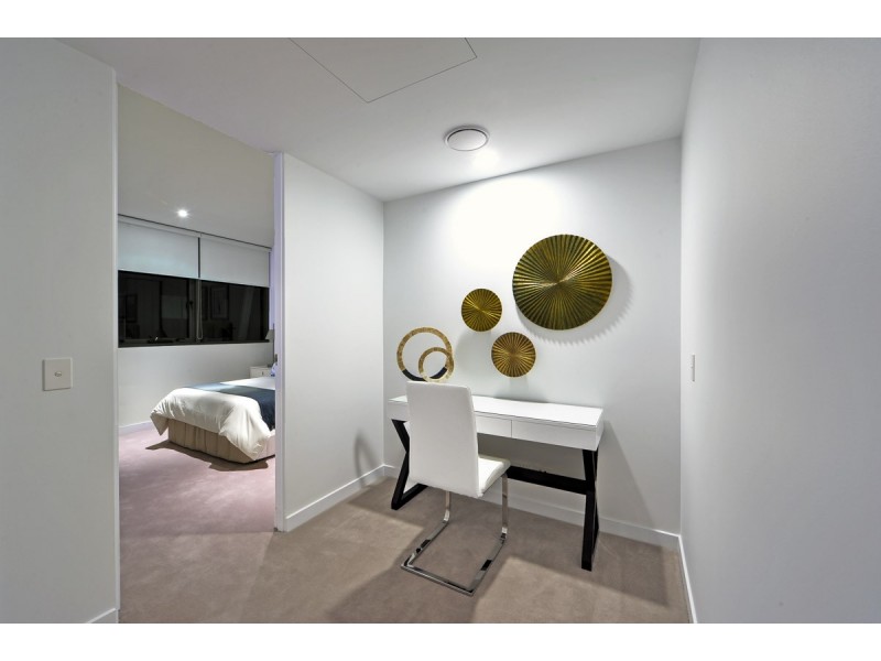3502/4 Marina Promenade, Paradise Point QLD 4216