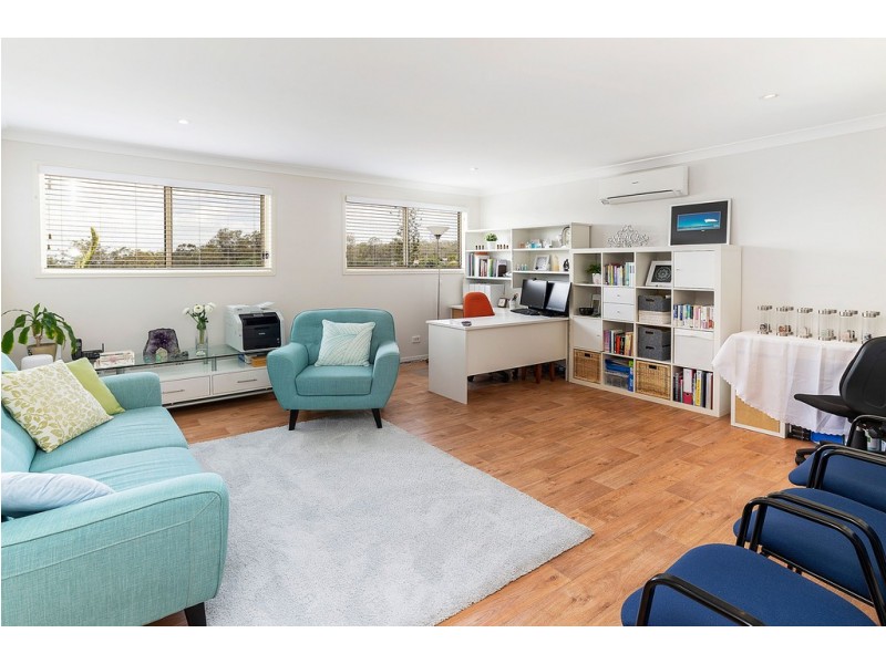 12 Winslow Court, Oxenford QLD 4210