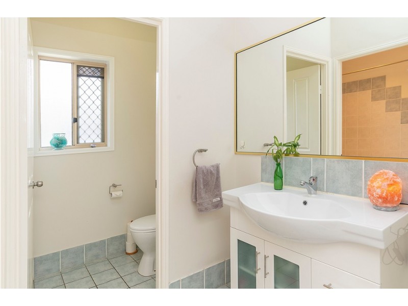 12 Winslow Court, Oxenford QLD 4210