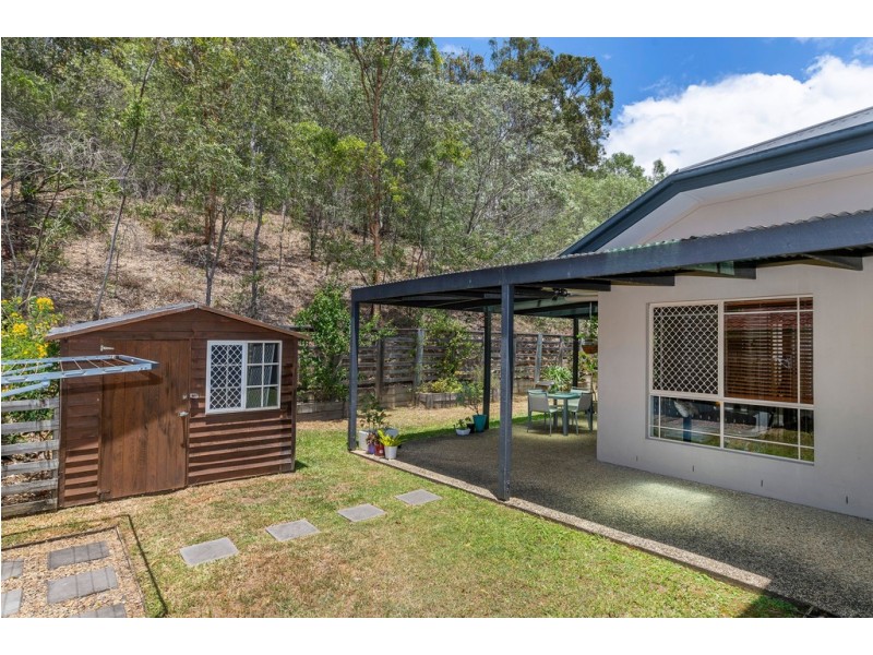 12 Winslow Court, Oxenford QLD 4210