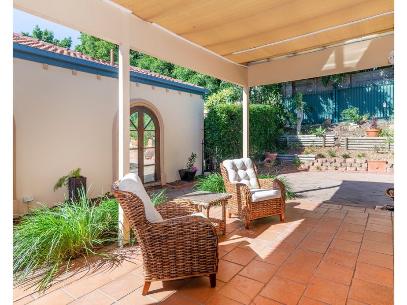 3297 Palladian Drive, Hope Island QLD 4212