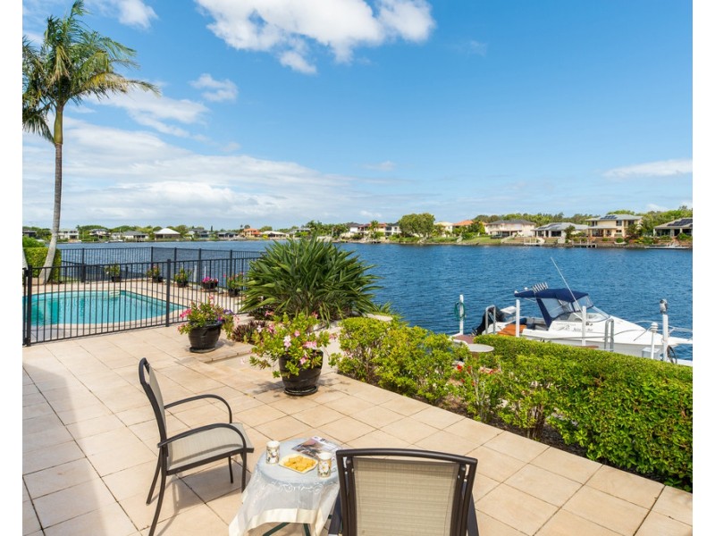 37 Glenwater Crescent Monterey Keys, Helensvale QLD 4212