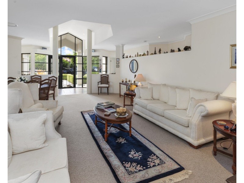 37 Glenwater Crescent Monterey Keys, Helensvale QLD 4212