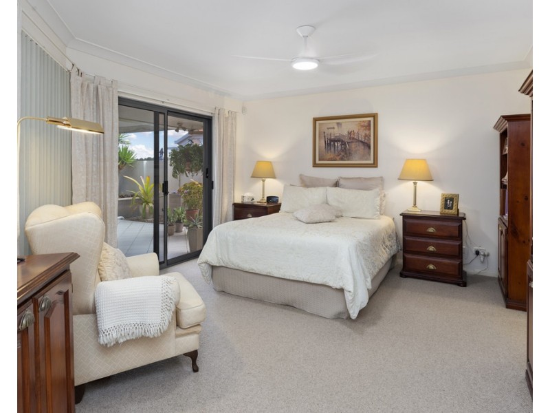 37 Glenwater Crescent Monterey Keys, Helensvale QLD 4212