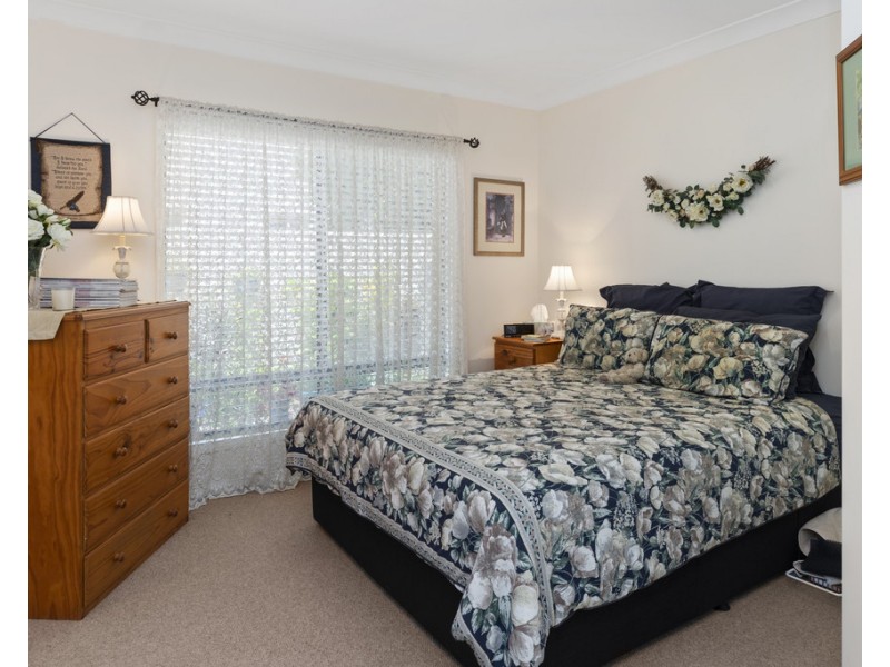 37 Glenwater Crescent Monterey Keys, Helensvale QLD 4212