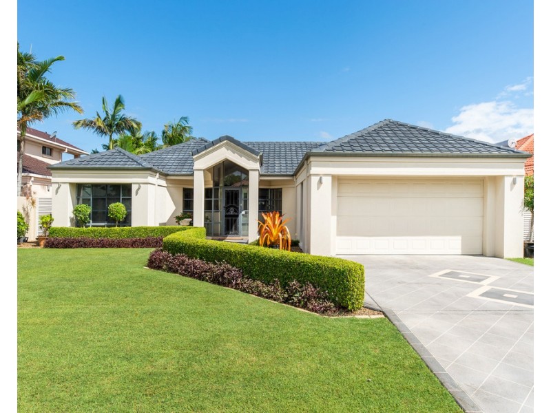 37 Glenwater Crescent Monterey Keys, Helensvale QLD 4212