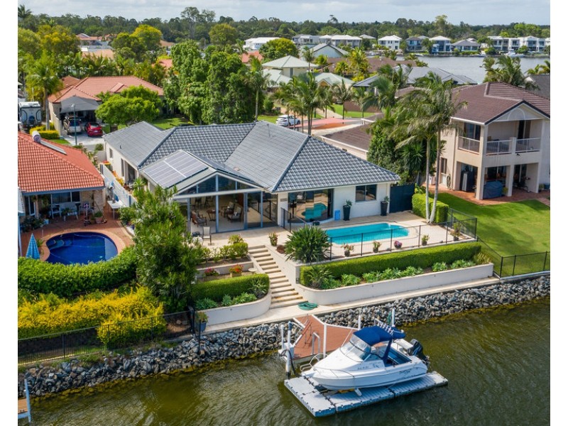 37 Glenwater Crescent Monterey Keys, Helensvale QLD 4212