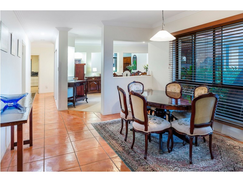 9 Parkwater Terrace, Helensvale QLD 4212