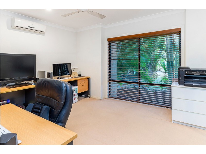 9 Parkwater Terrace, Helensvale QLD 4212