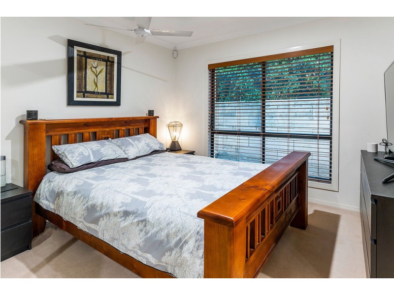 9 Parkwater Terrace, Helensvale QLD 4212