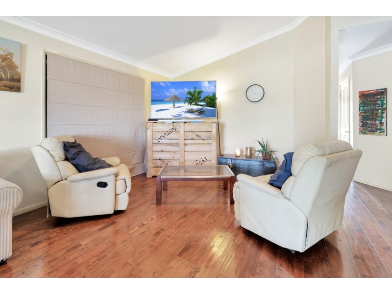 96 Serafina Drive, Helensvale QLD 4212