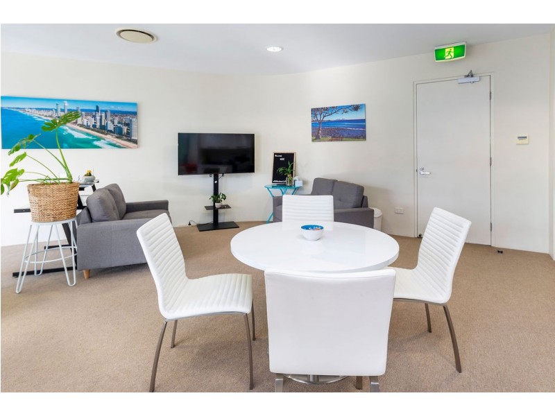 2202/1 Marina Promenade, Paradise Point QLD 4216