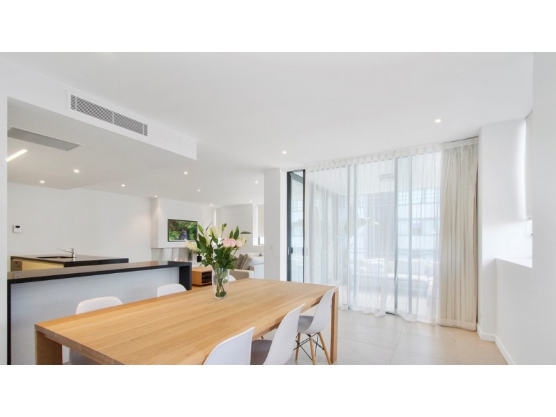 4301/2 Sunset Avenue, Paradise Point QLD 4216