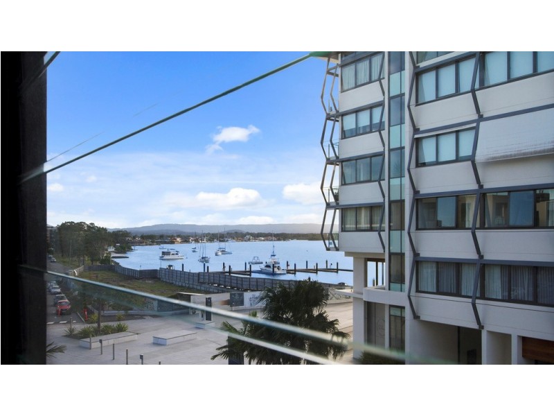 4301/2 Sunset Avenue, Paradise Point QLD 4216