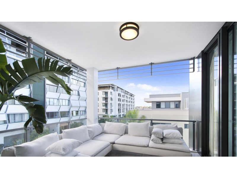 4301/2 Sunset Avenue, Paradise Point QLD 4216