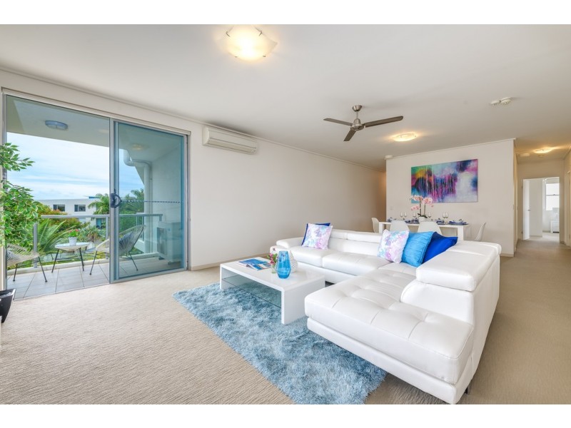 131/66 Sickle Avenue, Hope Island QLD 4212