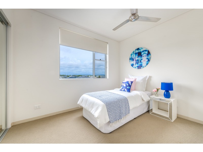 131/66 Sickle Avenue, Hope Island QLD 4212