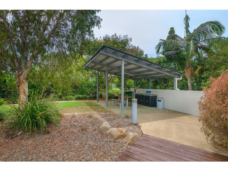 131/66 Sickle Avenue, Hope Island QLD 4212