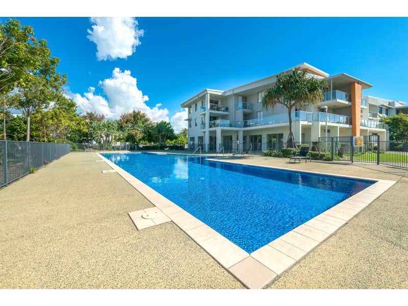 131/66 Sickle Avenue, Hope Island QLD 4212