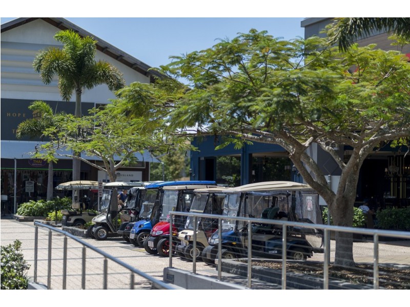 56/19 Santa Barbara Road, Hope Island QLD 4212