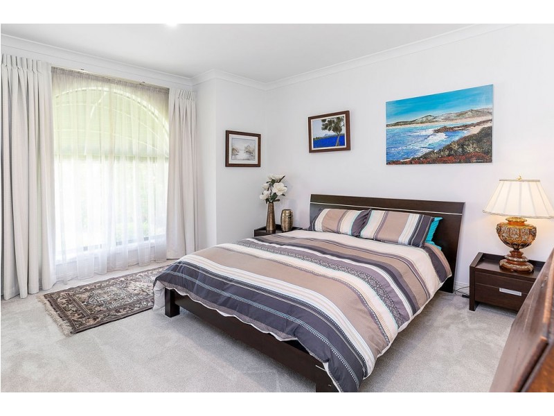 1612 Richmond Court, Hope Island QLD 4212