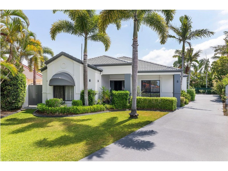 1612 Richmond Court, Hope Island QLD 4212