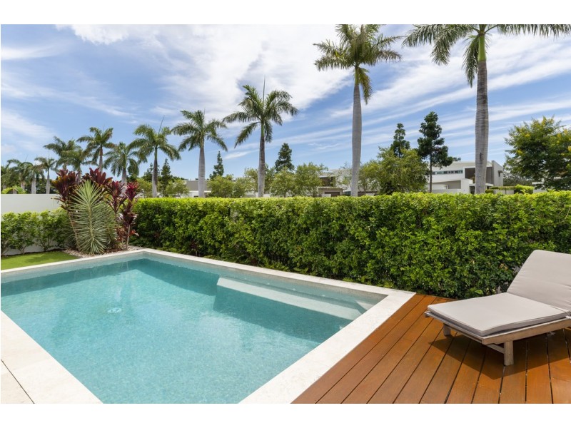 7806 Pavilions Close, Hope Island QLD 4212