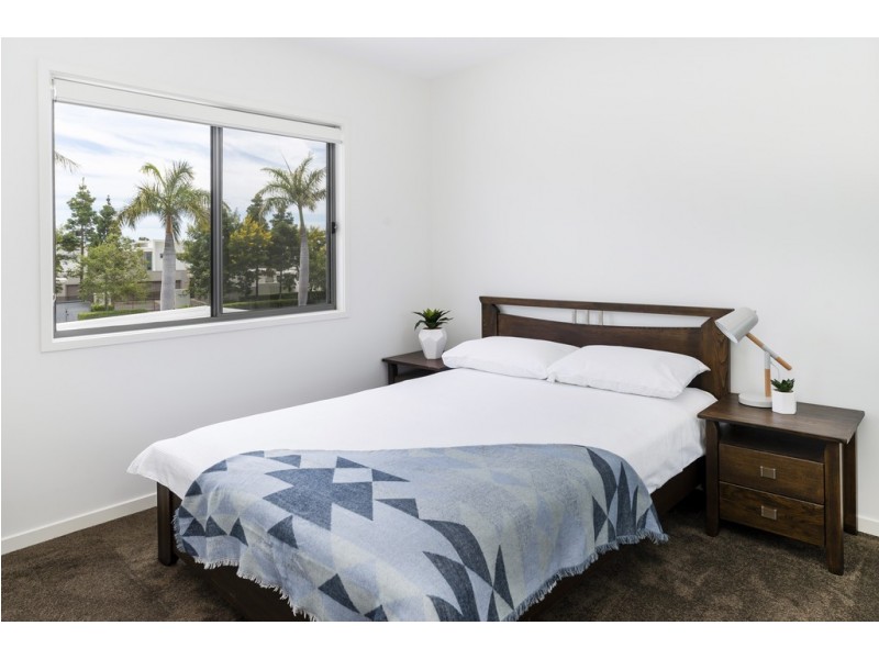 7806 Pavilions Close, Hope Island QLD 4212