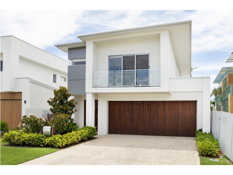 7806 Pavilions Close, Hope Island QLD 4212