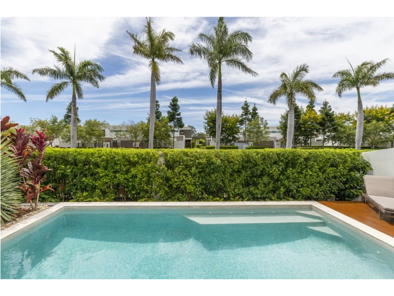 7806 Pavilions Close, Hope Island QLD 4212