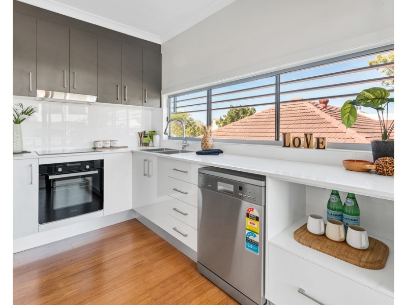 77 Minnie Street, Southport QLD 4215