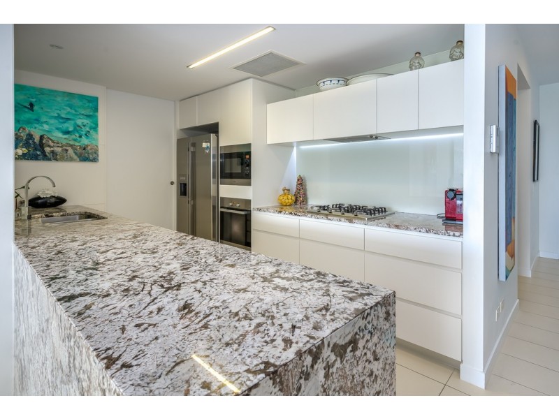 3405/4 Marina Promenade, Paradise Point QLD 4216