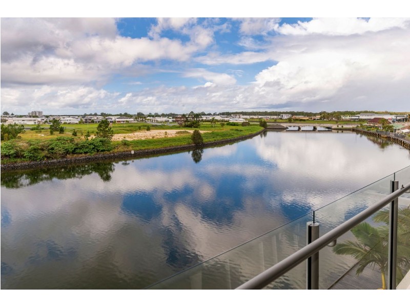 443/3 Pendraat Parade, Hope Island QLD 4212