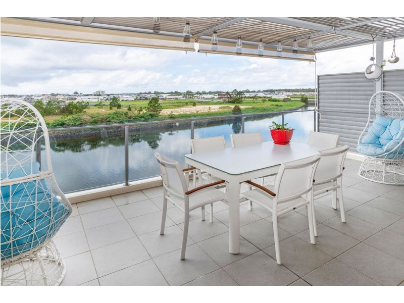443/3 Pendraat Parade, Hope Island QLD 4212