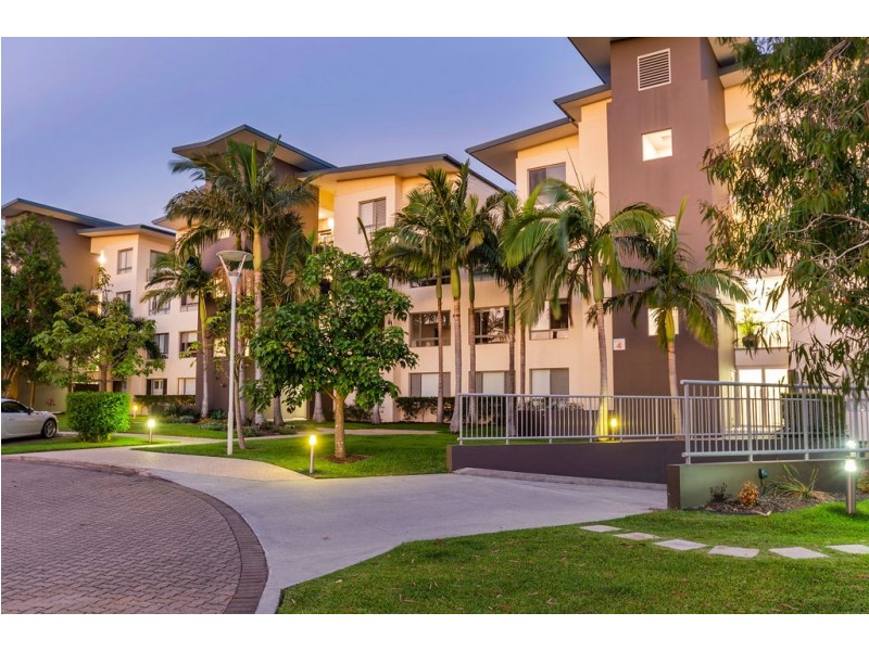 443/3 Pendraat Parade, Hope Island QLD 4212