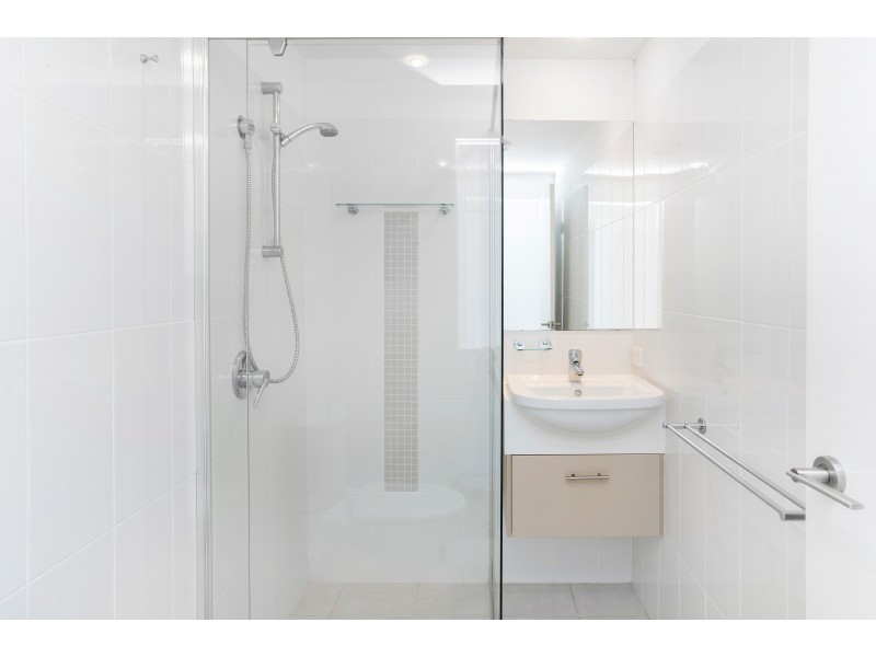 2207/2 Activa Way, Hope Island QLD 4212