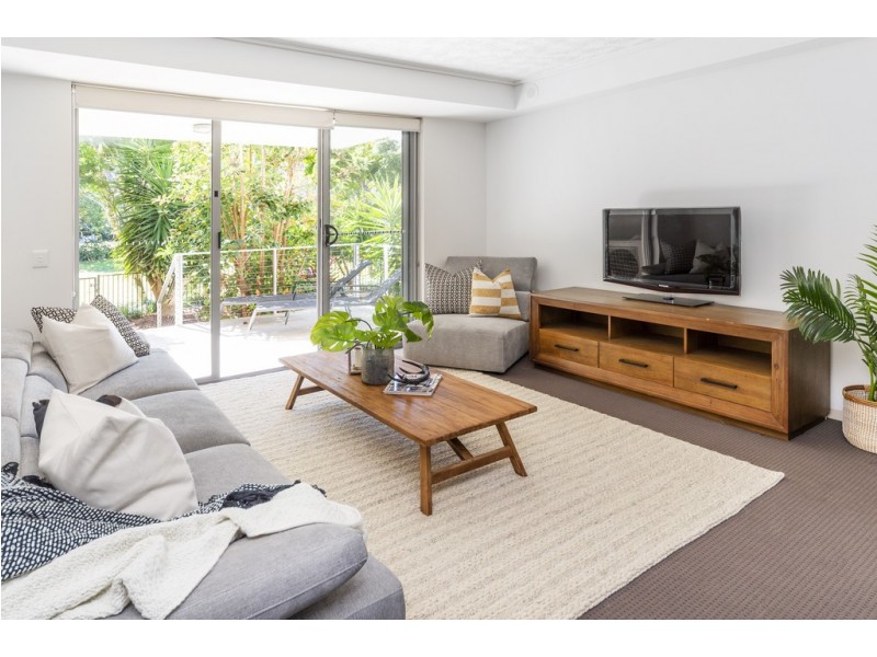 113/64 Sickle Avenue, Hope Island QLD 4212
