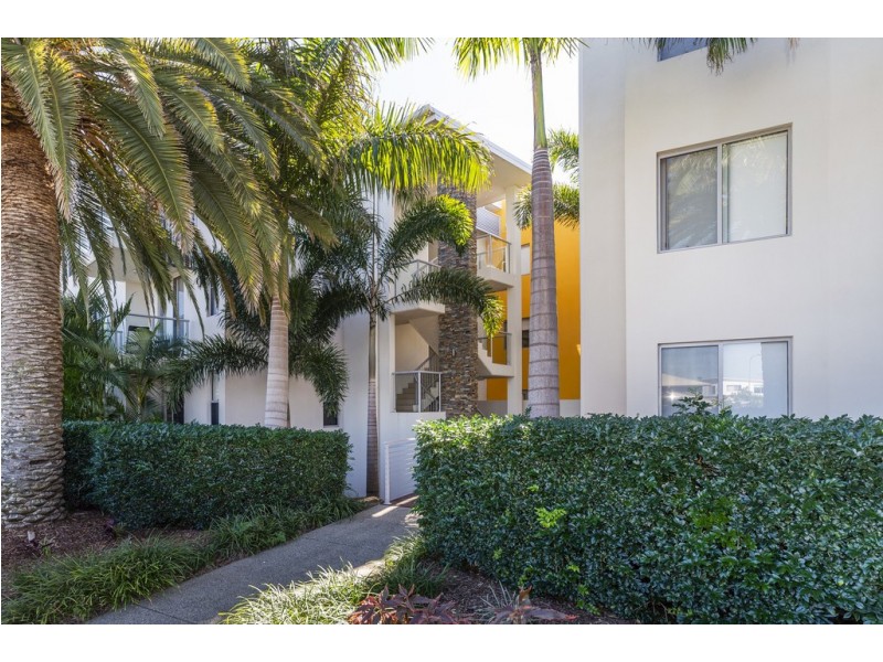 113/64 Sickle Avenue, Hope Island QLD 4212