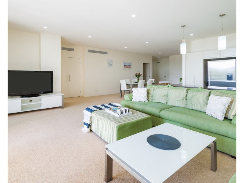 225/3-5 Pendraat Parade ‘Ilanah Aqua’, Hope Island QLD 4212