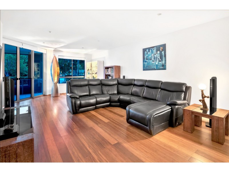 712/3-5 Pendraat Parade, Hope Island QLD 4212