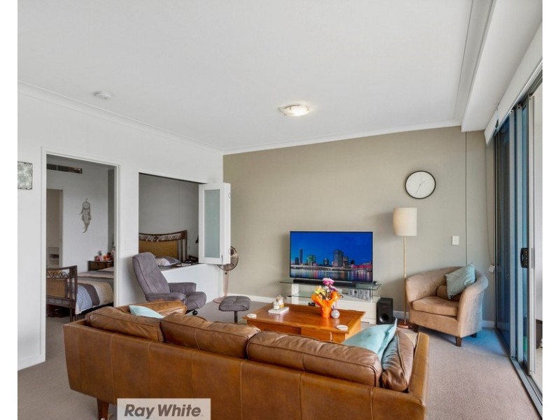 605/430 Marine Parade, Biggera Waters QLD 4216