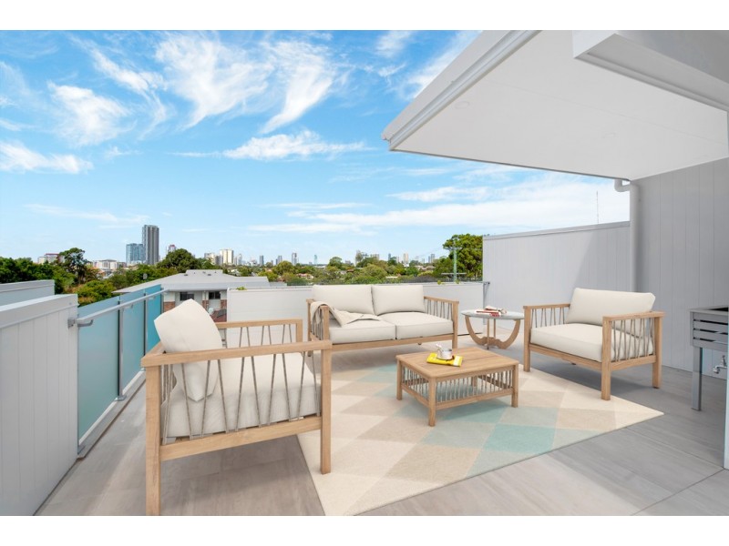 4/77 Minnie Street, Southport QLD 4215