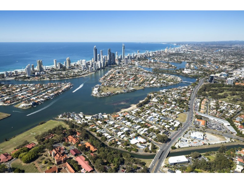 4/77 Minnie Street, Southport QLD 4215