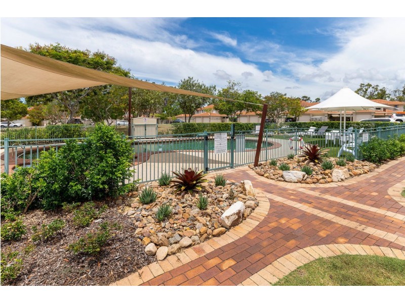 8108 Magnolia Gardens Court, Hope Island QLD 4212