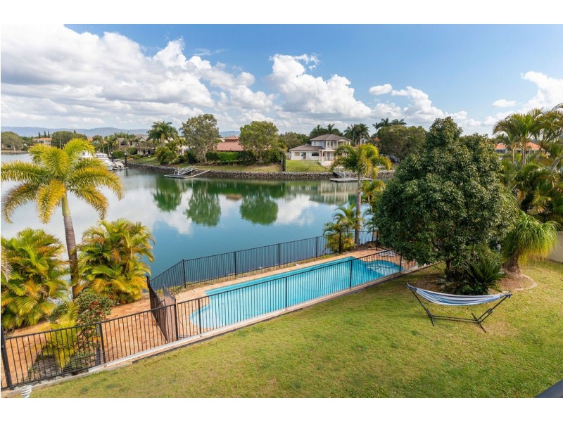 1048 Rosebank Way, Hope Island QLD 4212